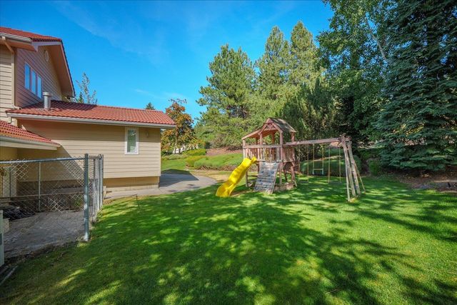 5915 S Dearborn Rd, Spokane, WA 99223