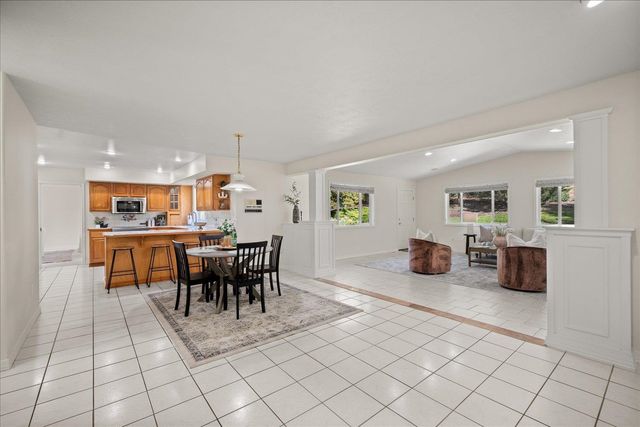 5915 S Dearborn Rd, Spokane, WA 99223