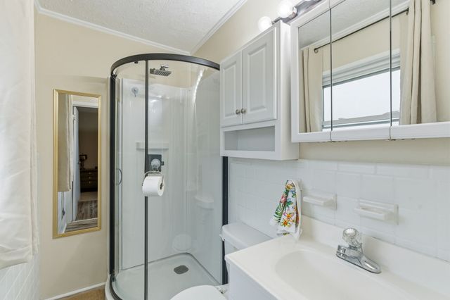 919 Sun Valley Dr, Madison, TN 37115