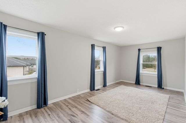 919 Sun Valley Dr, Madison, TN 37115