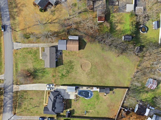 919 Sun Valley Dr, Madison, TN 37115