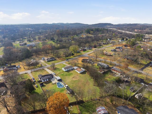 919 Sun Valley Dr, Madison, TN 37115