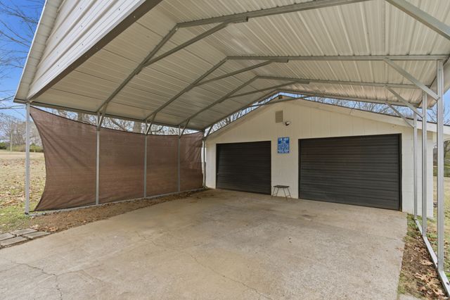 919 Sun Valley Dr, Madison, TN 37115