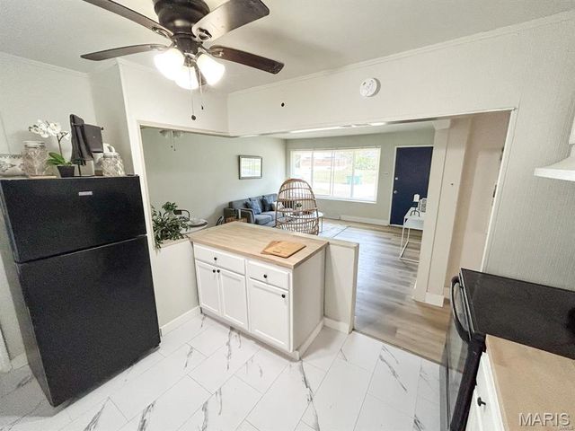 9839 Lawnview Drive, Moline Acres, MO 63136