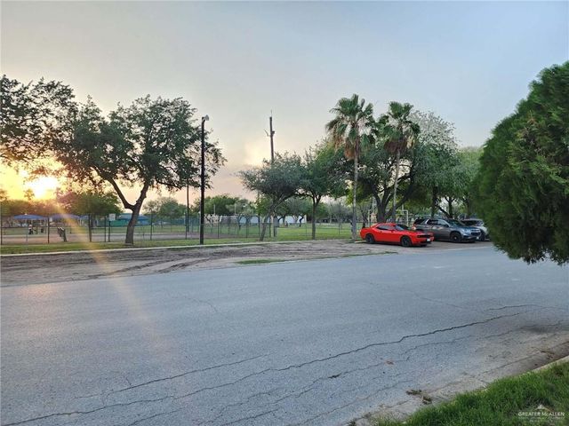 605 8th Street, Hidalgo, TX 78557
