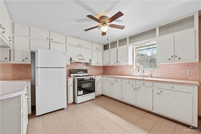 605 8th Street, Hidalgo, TX 78557