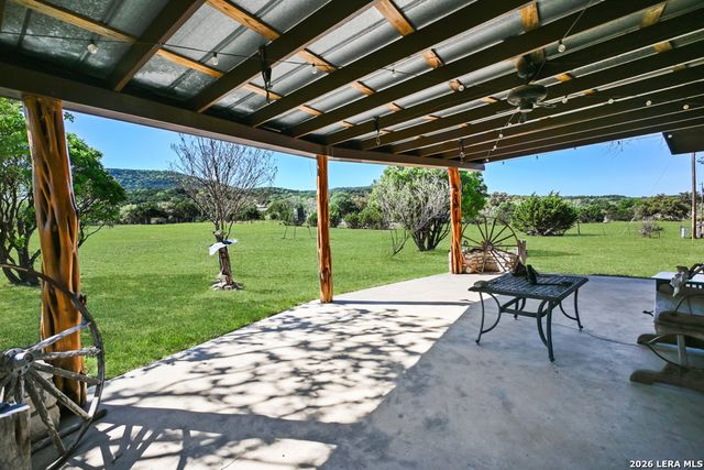 348 ROCKY ROAD, Pipe Creek, TX 78063
