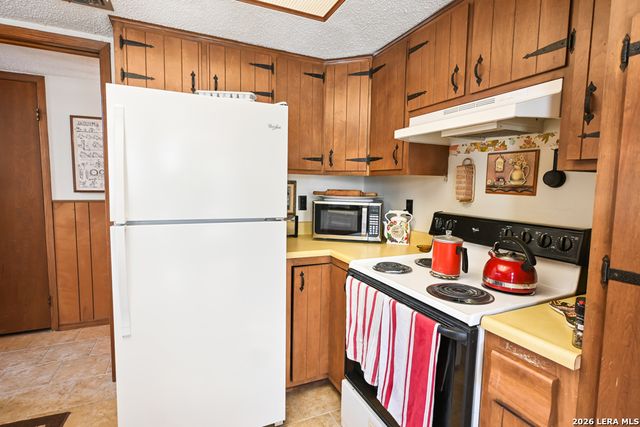 348 ROCKY ROAD, Pipe Creek, TX 78063