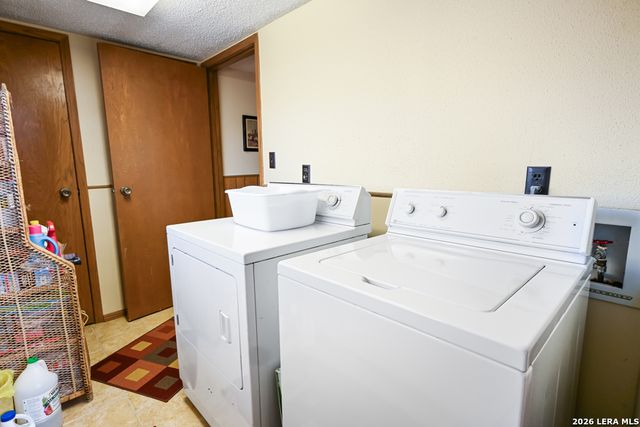 348 ROCKY ROAD, Pipe Creek, TX 78063