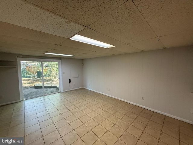 130 JANNEY CT, Fredericksburg, VA 22408