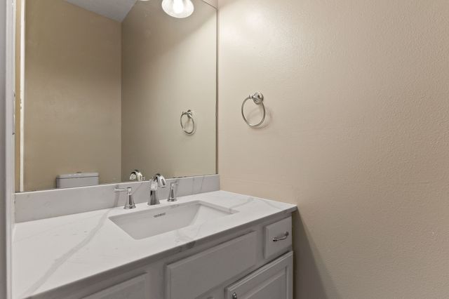 8304 Talbot Place, Johnston, IA 50131