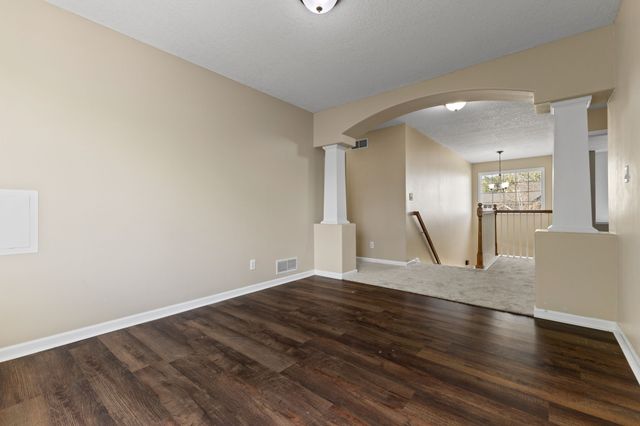 8304 Talbot Place, Johnston, IA 50131