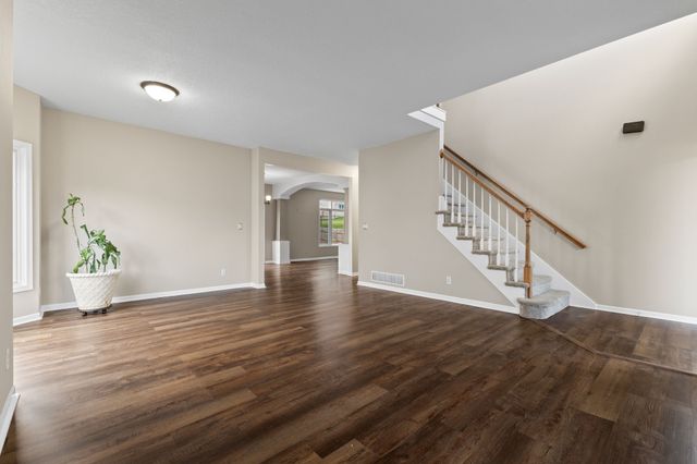 8304 Talbot Place, Johnston, IA 50131