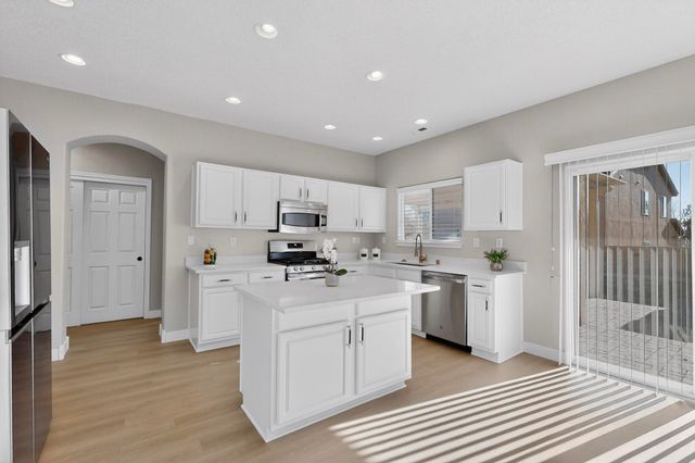 2616 Corte Castellon SE, Rio Rancho, NM 87124