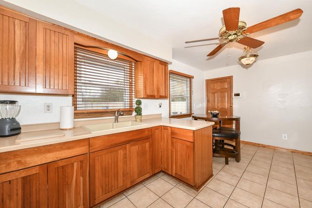 8069 N 105th STREET, Milwaukee, WI 53224