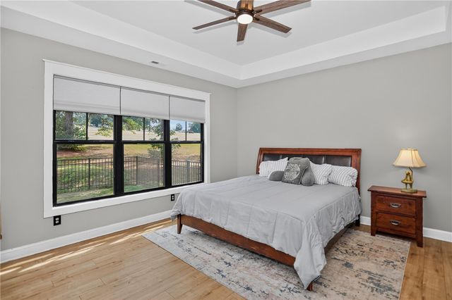 216 Bunker Lane, Westminster, SC 29693