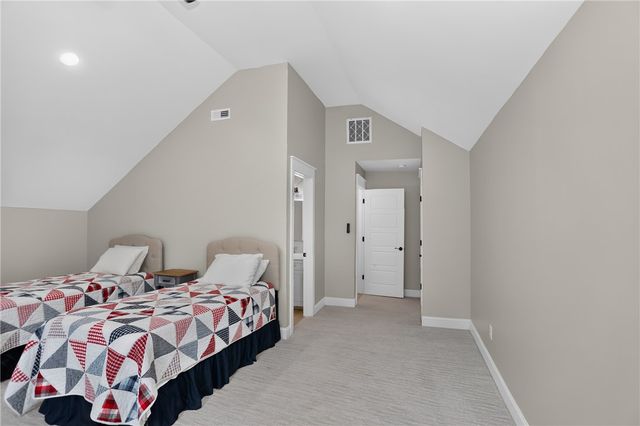 216 Bunker Lane, Westminster, SC 29693