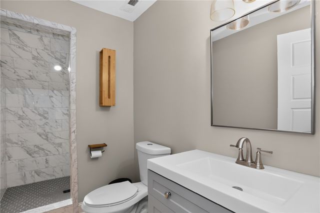216 Bunker Lane, Westminster, SC 29693