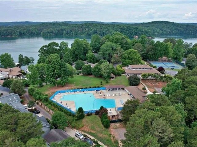216 Bunker Lane, Westminster, SC 29693