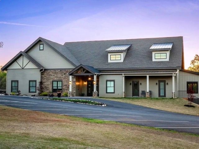 216 Bunker Lane, Westminster, SC 29693