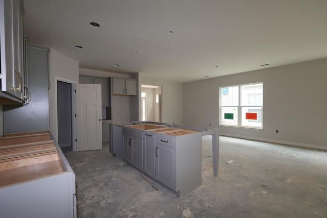 4525 Nonius Drive, Hilliard, OH 43026