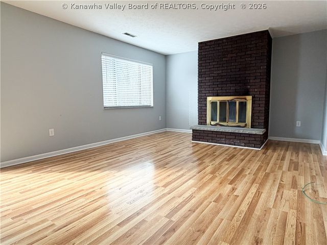 12 Briar Hill Road, Charleston, WV 25314