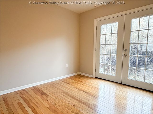 12 Briar Hill Road, Charleston, WV 25314