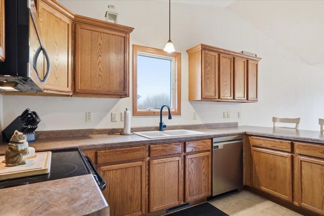 1203 Schuman DRIVE, Watertown, WI 53098