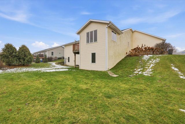 1203 Schuman DRIVE, Watertown, WI 53098