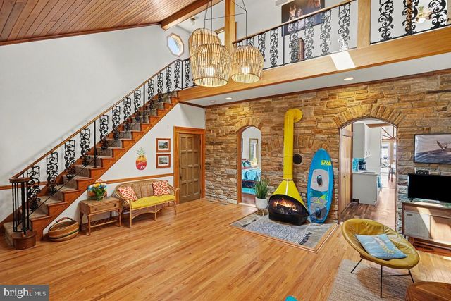9208 TODD AVE, Fort Howard, MD 21052