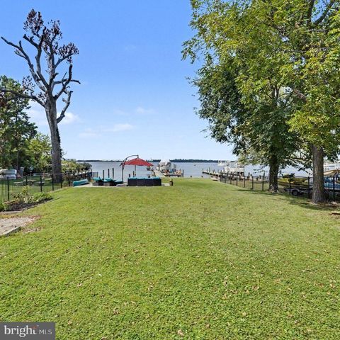 9208 TODD AVE, Fort Howard, MD 21052
