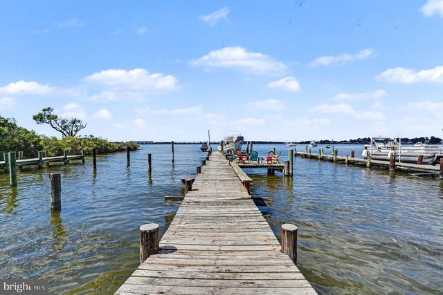 9208 TODD AVE, Fort Howard, MD 21052
