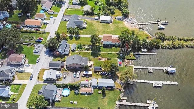 9208 TODD AVE, Fort Howard, MD 21052