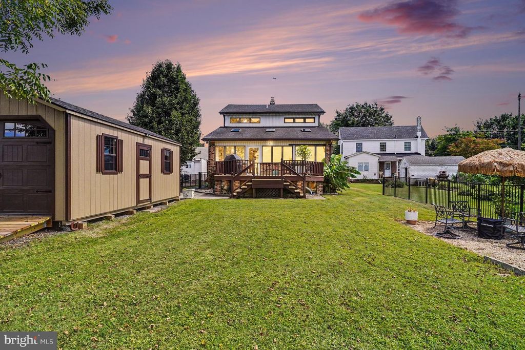 9208 TODD AVE, Fort Howard, MD 21052