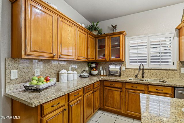 12605 SUN COVE Avenue, El Paso, TX 79938