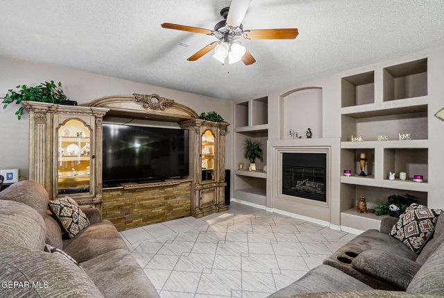 12605 SUN COVE Avenue, El Paso, TX 79938