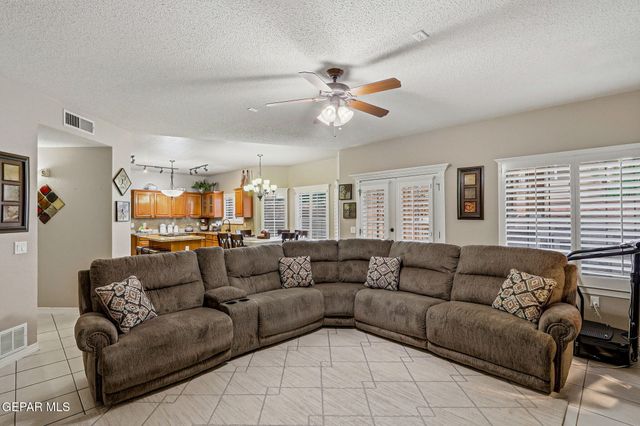 12605 SUN COVE Avenue, El Paso, TX 79938