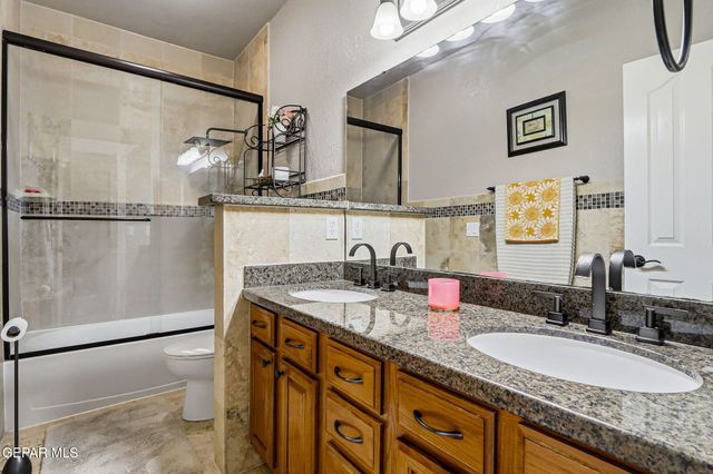 12605 SUN COVE Avenue, El Paso, TX 79938