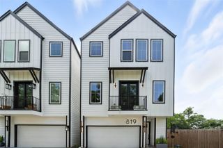 819 Woodcrest Drive, Houston, TX 77018