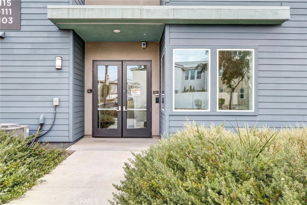 Image 26 of property listing at 105 Baluster, Irvine, CA 92618