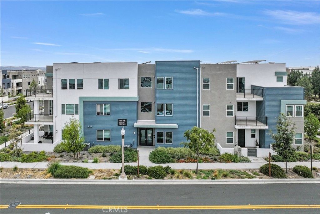 Image 27 of property listing at 105 Baluster, Irvine, CA 92618