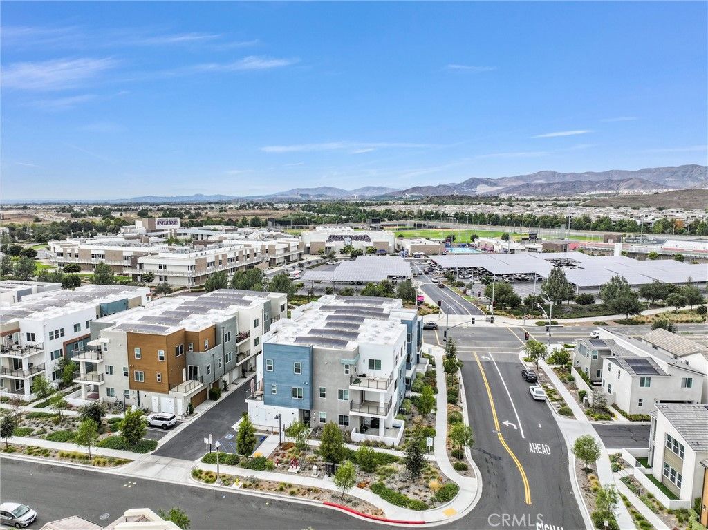 Image 35 of property listing at 105 Baluster, Irvine, CA 92618
