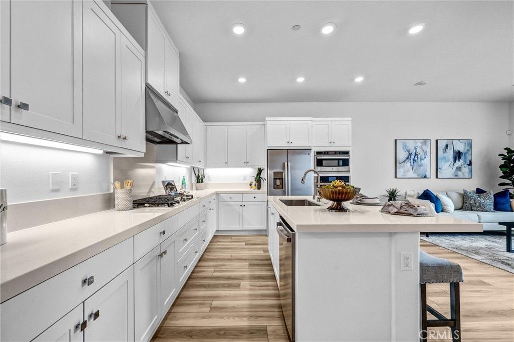 Image 5 of property listing at 105 Baluster, Irvine, CA 92618