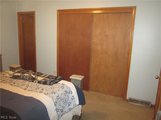 1634 Montaque Avenue NW, Massillon, OH 44646