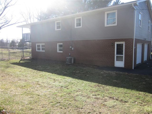 1634 Montaque Avenue NW, Massillon, OH 44646