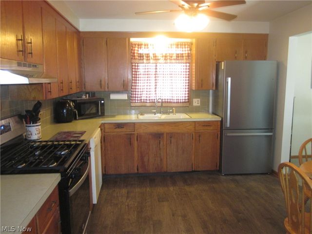 1634 Montaque Avenue NW, Massillon, OH 44646