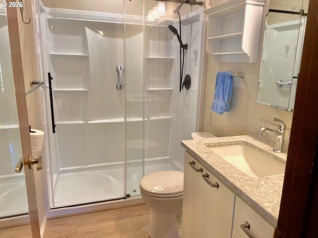 13775 Sw SCHOLLS FERRY Rd 304, Beaverton, OR 97008