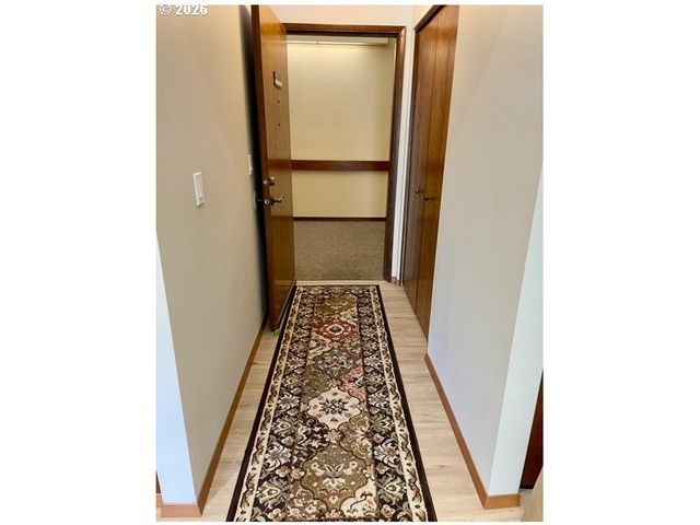 13775 Sw SCHOLLS FERRY Rd 304, Beaverton, OR 97008