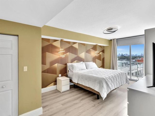 140 S Dixie Highway 737, Hollywood, FL 33020