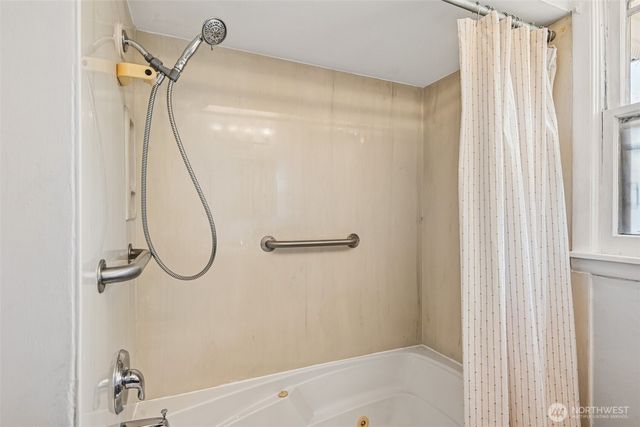 1313 F Street SE, Auburn, WA 98002